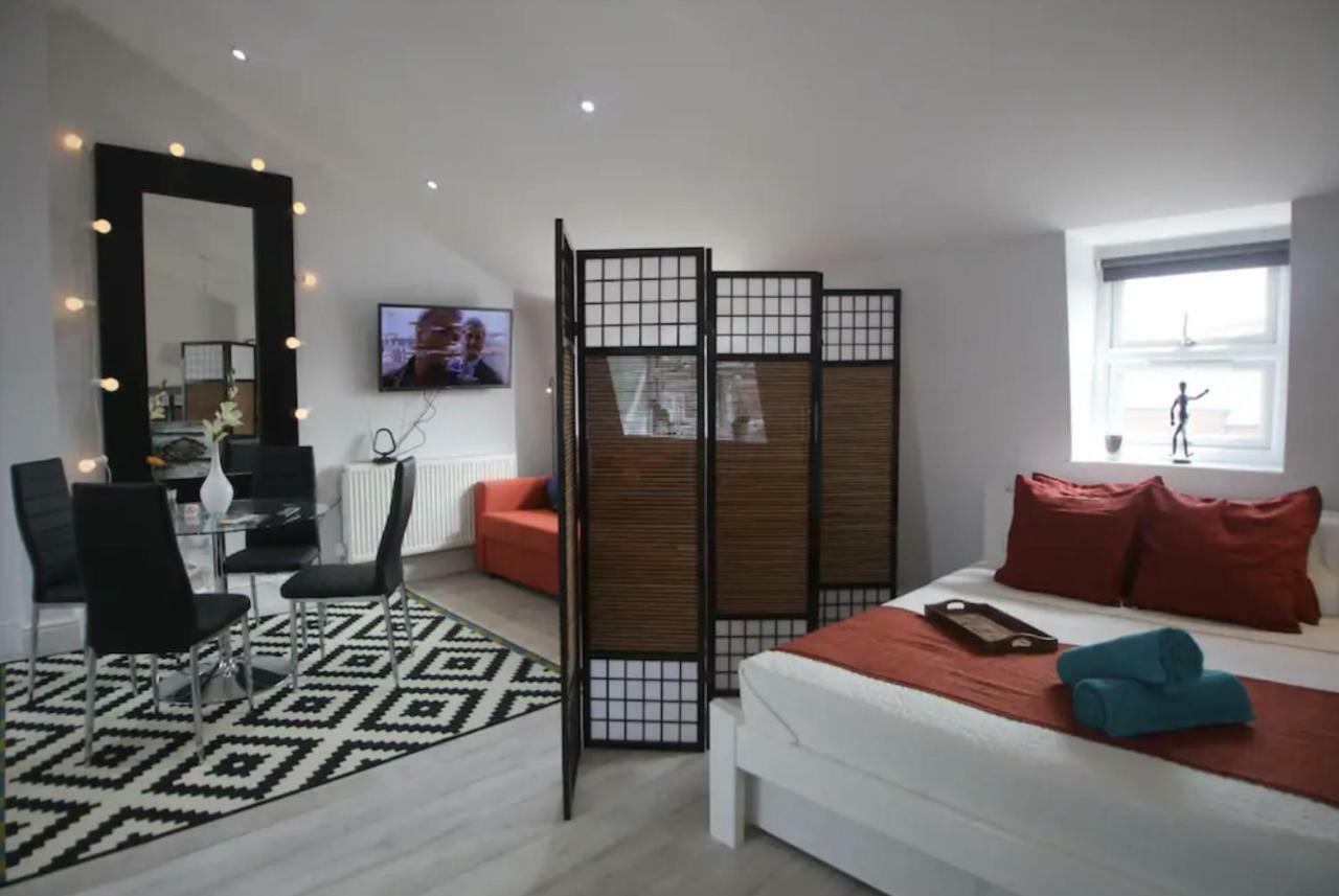Quirky Cosy Marleybone Victorian Loft Apartment ロンドン エクステリア 写真